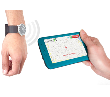 Localizador para personas con alzheimer. Compuesto por un reloj GPS para el enfermo y un receptor para la familia o cuidador.